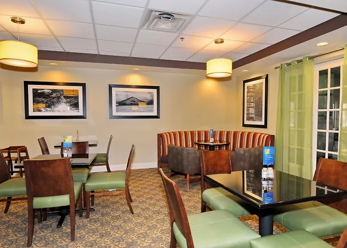 Holiday Inn Express Athens By Ihg